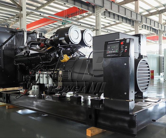 CUMMINS Generator